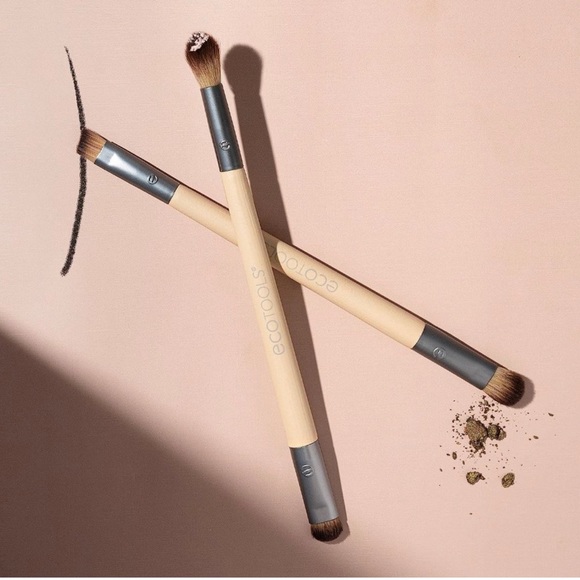 Ecotools Enhancing Makeup Brush Set (NWT- SEALED) (2 for $20) - Picture 2 of 3